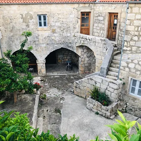 Πανσιόν Sobe Cavtat