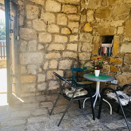 ゲストハウス Sobe 3*